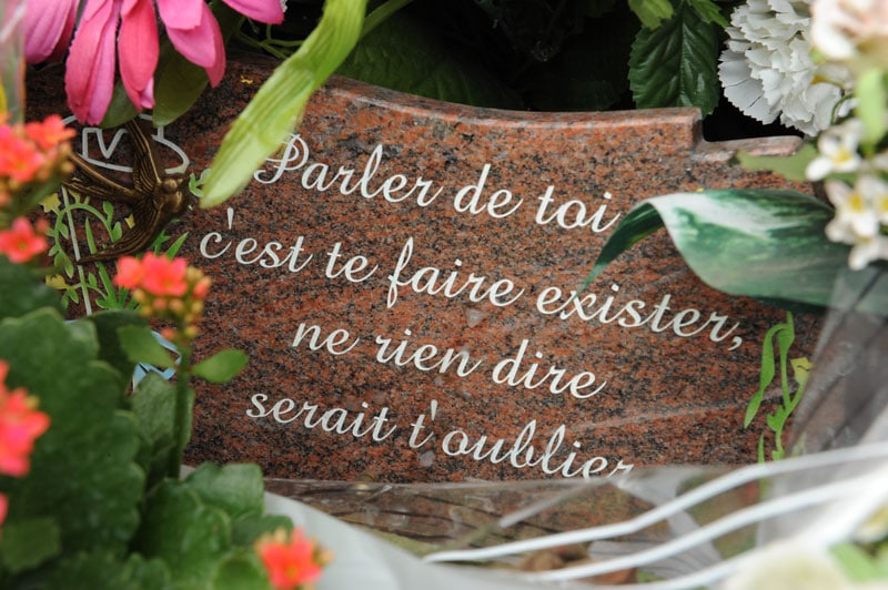 plaque funéraire finalisée