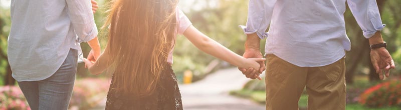 Famille qui se promène