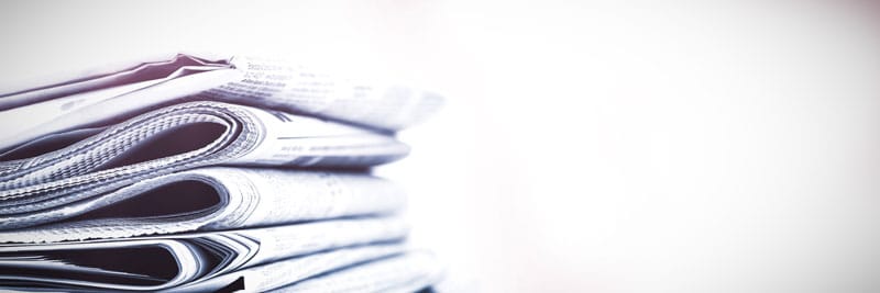 Zoom sur des papiers journaux