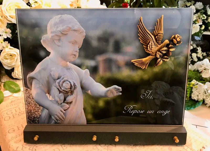 Plaque en plexiglas personnalisée par la Maison Aubry 